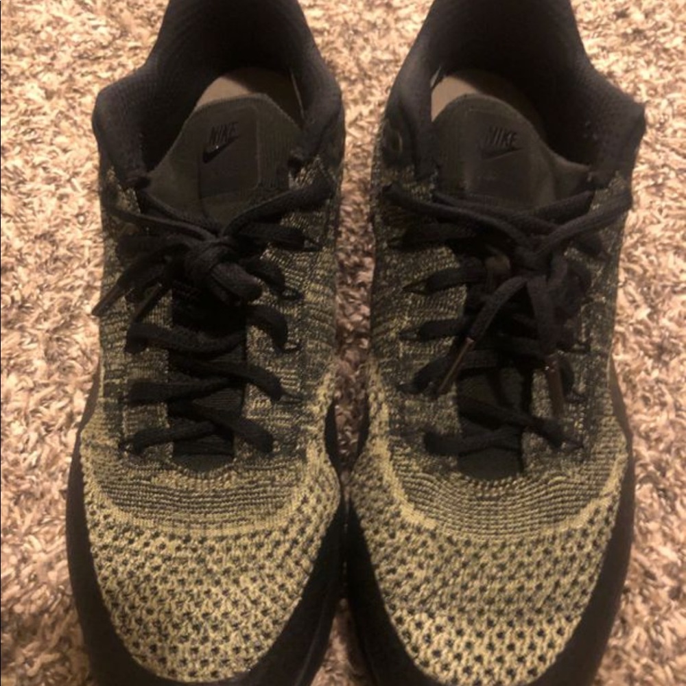 Nike Air max 1 flyknit olive